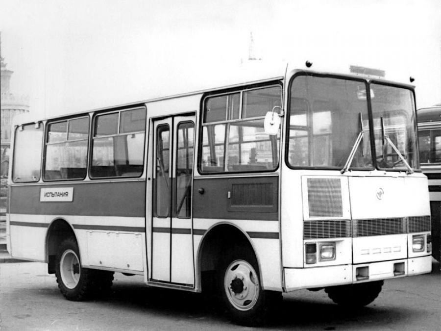  ПАЗ-3204 Опытный 1973 года  (фото 2 из 6)